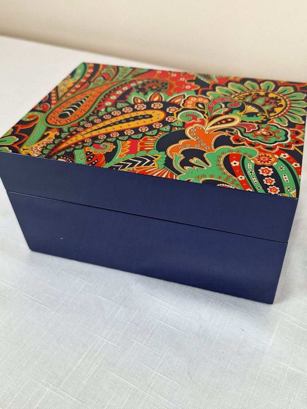 Vera Bradley Jewelry Box with vibrant paisley multicolor lid. Velvet lining